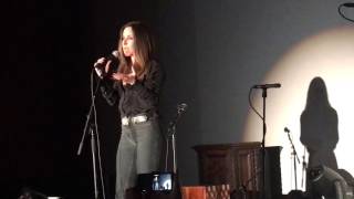 Kate del Castillo presenta a La Santa Cecilia en evento Privado