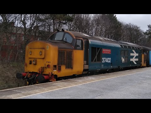 37402 "Stephen middlemore" and a brand new 158 in Barrow-in-Furness