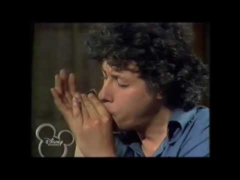 Muppet Songs: Arlo Guthrie - Sailing Down This Golden River