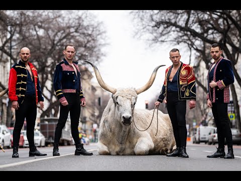 Urban Verbunk - Fashion Barbar