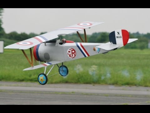 LARGE SCALE RC WW1 SCOUT / FIGHTERS DISPLAY AT LONG MARSTON - 2014