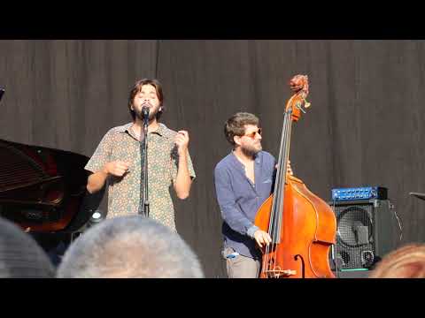 Salvador Sobral - Presságio || Festival Andamento RTP 2019