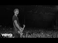 5 Seconds Of Summer - She's Kinda Hot (Live)