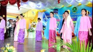Download lagu Puteri Santubong Puteri Sejinjang SMK Sadong Hilir mp3 Download lagu Puteri Santubong Puteri Sejinjang SMK Sadong Hilir mp3