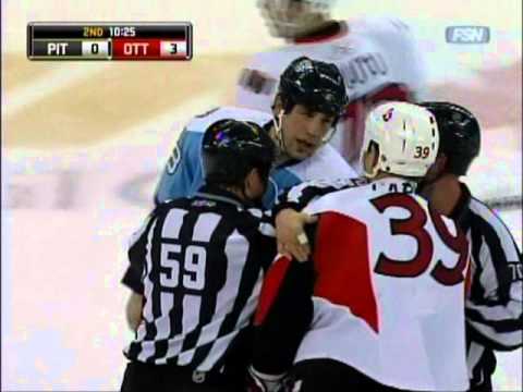 Matt Carkner refuses Eric Godard Dec 26, 2010