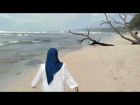 Pantai Karapyak Pangandaran