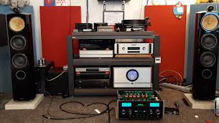 Video thumbnail for Mcintosh c2300 gold lion vs psvane vs tung sol gold by Gianmarco Gervasi