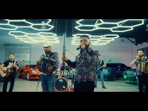 Alla En La Sombra - Danny Morales X Julian Fimbres [Video En Vivo] 2023