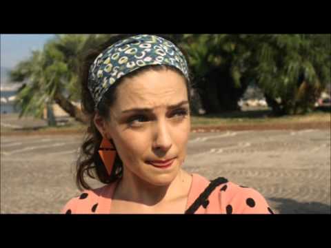 A Napoli Non Piove Mai (2015) Trailer + Clips