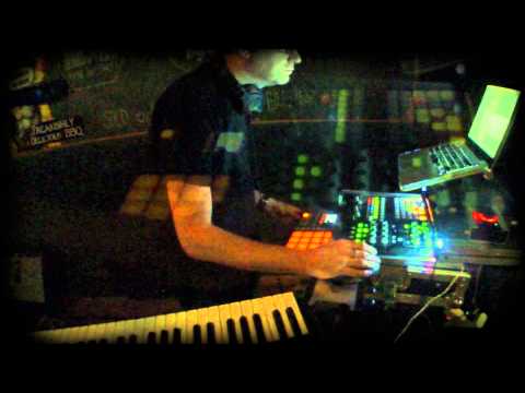 Kevin Yost " Live & Improvised " @ Hempen Hill