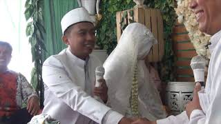 Download lagu LUCU ! Akad Nikah yang bikin Ngakak II Pengantin Pria Salah ucap saat ijab mp3 Download lagu LUCU ! Akad Nikah yang bikin Ngakak II Pengantin Pria Salah ucap saat ijab mp3