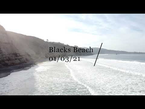Drone ata o Blacks Beach i San Diego