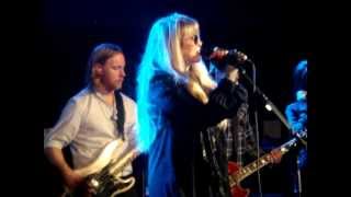 Stevie Nicks & Dave Grohl - Stop Draggin' My Heart Around