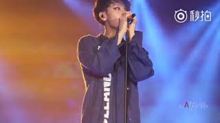 黄子韬 好听的歌😘z.tao beautiful song