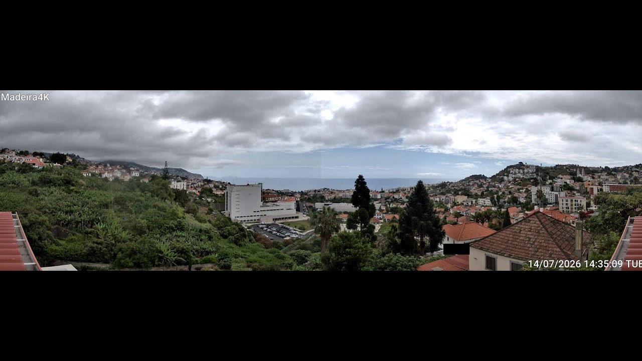 Live webcam view of Funchal Bay View from Santo António