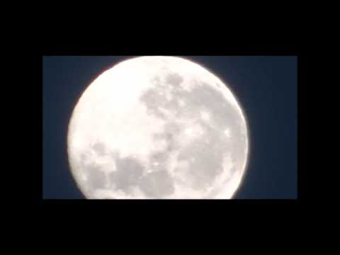 ASI SE VIO LA LUNA AL AMANECER