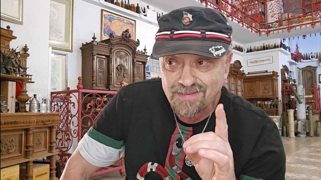 4скандала,гестаповцы из ТЦК,за профнепригодность выгоняют директора Укрпоч?