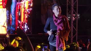 Download lagu Gilak padu sampai penonton ikut nyanyi...Denden Gonjalez Search - Teguh di Absolut Music Festival. mp3 Download lagu Gilak padu sampai penonton ikut nyanyi...Denden Gonjalez Search - Teguh di Absolut Music Festival. mp3