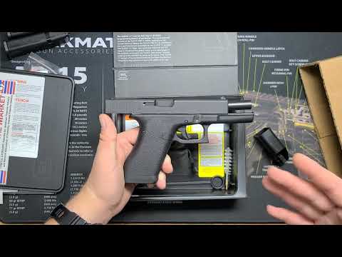 Glock 17 Gen 1 Reproduction Unboxing | Glock 17 Classic
