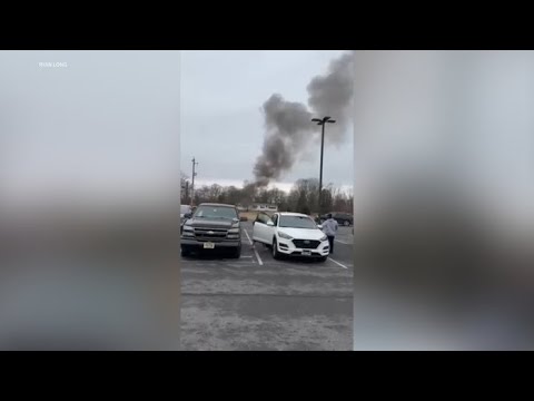 Helicopters collide in New Jersey, killing 1 pilot and critically wounding other