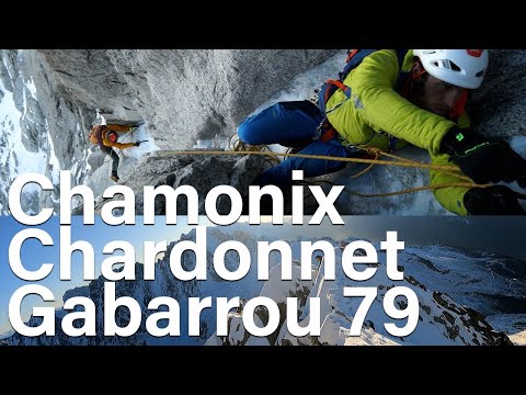 Voie Gabarrou 79 Aiguille du Chardonnet Chamonix Mont-Blanc montagne alpinisme neige mixte goulotte