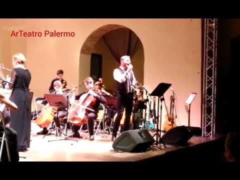 GIò Di Tonno canta  Bella a Palermo con l'Orchestra Magister Harmoniae.