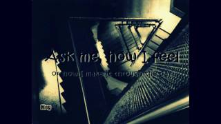 Airbag - Broken (lyrics)