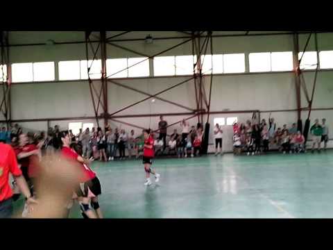 Golul victoriei echipei Mathias Hammer Anina in meciul cu Unirea Sannicolau Mare