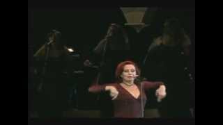 Rocio Durcal Vestida de blanco en vivo