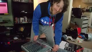Video thumbnail for I got a mixer board Behringer XENYX X1222USB Part 1 by projectnoel