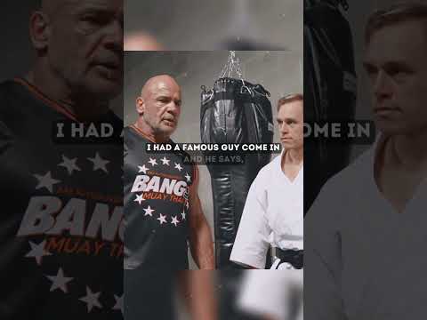 The BEST fighting stance ever? Bas Rutten explains 🥊 #mma #ufc #fighting #basrutten #shorts
