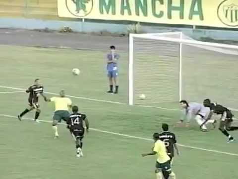 Ypiranga vence o São Luiz de Ijuí em amistoso e empolga a torcida, em Erechim, no RS.mp4