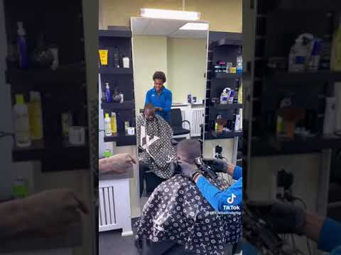 Ballin30 bij de kapper