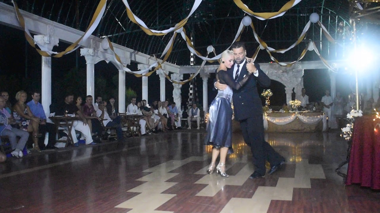 El Bulín de la Calle Ayacucho  Eleonora Kalganova - Diego Riemer Elite Tango Marathon 18/8/2018  2/3