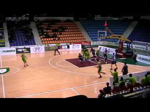 LEBOro13J PLANASA NAVARRA...,75 - 83,CLUB MELILLA BALONCESTO... (16/12/2015)