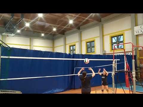 Palleggio in sospensione U13F