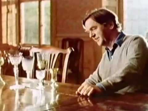 Episode 4 – How to handle a wine with Hugh Johnson