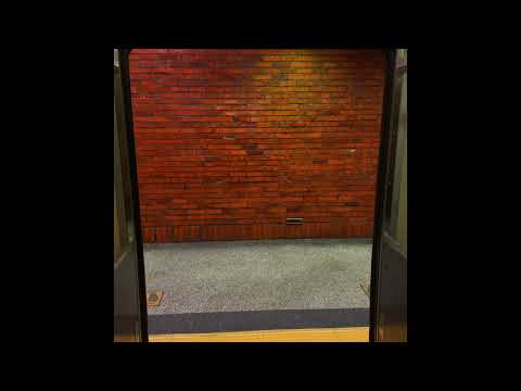 R46 (W)/(N) Trains 5681 Door Chime showcase ￼