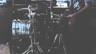 Electric Rainbow - Minus The Bear Drum Video