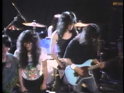 United - Combat (Live 1989) online metal music video by UNITED