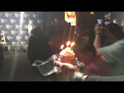 Sabrina Carpenter Sings Happy Birthday To Fan!