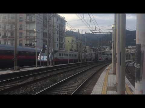 FRECCIA BIANCA ES*8877 IN PARTENZA IN DEVIATA A SALERNO!