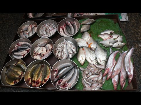 Walk Around Street Food Market @Phsa Century Plaza - Morning Vegetables Street Food Market Scene