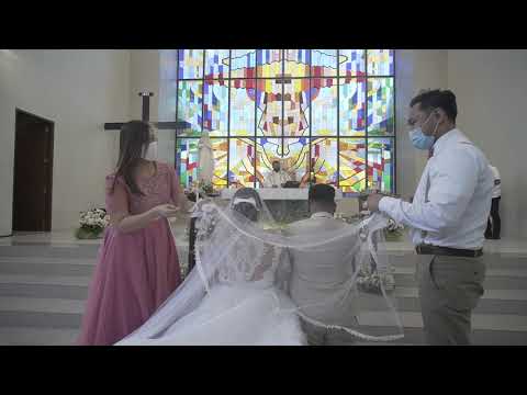 Wedding Ceremony Tradition: Removal of Viel & Cord