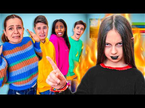 VIVIAMO CON UNA BAMBINA BABYSITTER CATTIVA PER 24 ORE CON TUTTI I NOSTRI AMICI!😈