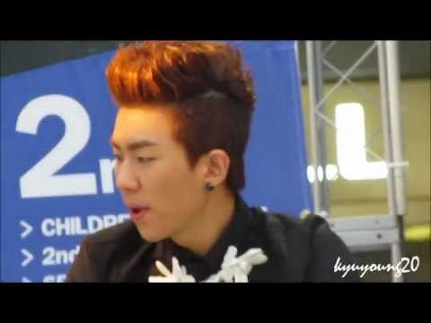 [FANCAM] 120722 ZE:A @ GENIE FANSIGN - KEVIN