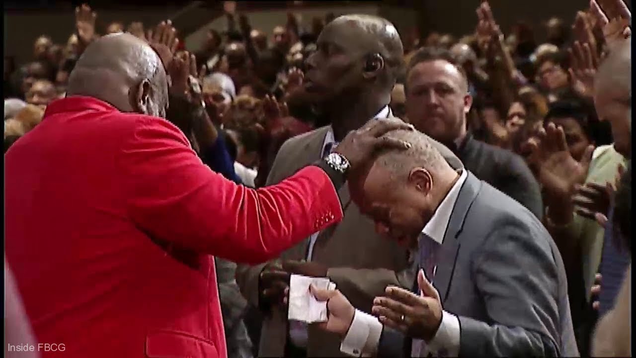 Bishop T.D. Jakes "The Peaceable Transfer of Power!" (Lays Hands On Pastor Gary, Jenkins, Dr. Jazz)