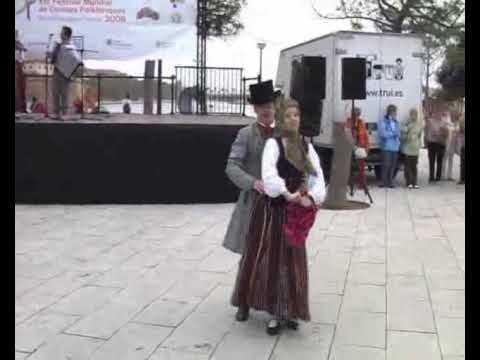Latvian folk dance group "Kalve" (TDA Kalve) - Diždancis