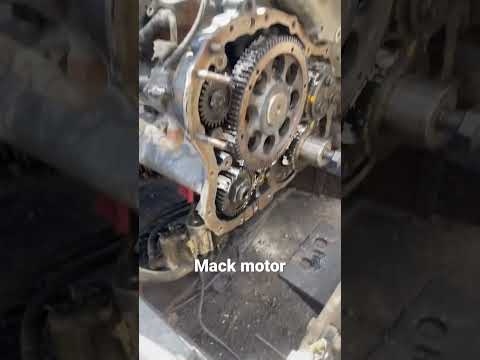 Replace Cam on Mack motor