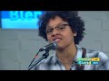 Jocelyn Performs Live Jocelyn Performs Live